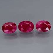 Collectors 5.34ct PIGEONS BLOOD Burmese Ruby set!!!