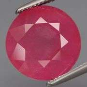 Unbelievable 5.65ct pinkish red Ruby solitaire -Heated only!