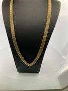 14K YELLOW GOLD CHEVRON MESH NECKLACE
