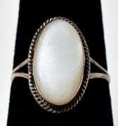 Vintage Mother of Pearl Ring in Sterling Silver