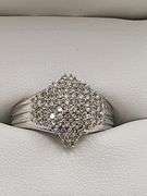 Very nice 14k white gold diamond cluster ring