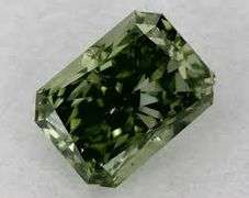 Brilliant 3.04 CT Lab-Grown Diamond – Fancy Vivid Green Color, VVS2 Clarity. IGI Certified.