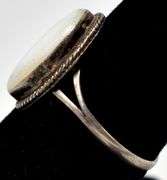 Vintage Mother of Pearl Ring in Sterling Silver