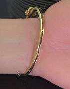 Lovely Vintage 14K Yellow Gold Bangle with Turquoise