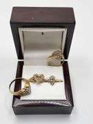 4 rings, Absolutely gorgeous 14k yellow gold and diamond cluster rings