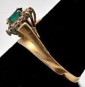 Beautiful 10K Yellow Gold Emerald Gemstone and Diamond Ring