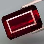 It's bold, it's rich, it's a 5.23ct pure Spessartite Garnet!
