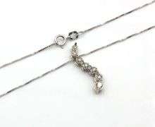 14kt White gold 0.15ctw diamond journey pendant on chain
