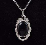 Precious Oval Shaped Cabochon-Cut 5.68CTS Black Onyx & Sapphire Gemstone Pendant Necklace in Sterlin