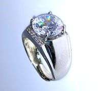 Men's 18 Kt White Gold Plate 5 Ct Lab Simulated Diamond Ring
