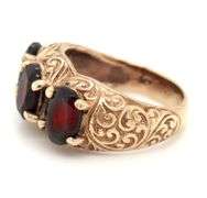 Beautiful 9K YG Vintage Garnet Ring