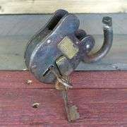 Alcatraz Prison Padlock with Keys