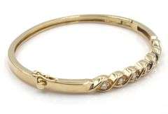 14kt Yellow gold 0.35ctw diamond loop bangle bracelet