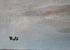 Floral elegance reimagined by Ruti Ruti Stein Blooming