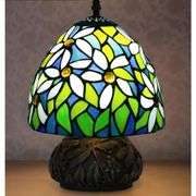 White Flower Tiffany Stained Glass Mushroom Lamp