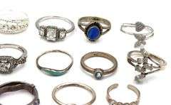 Group lot of 19 Vintage 925 sterling silver rings