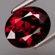 Impressive 3.18ct Mozambique Garnet with VS clarity!