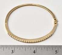 Marvelous 14k Yellow Gold Diamond Hinged Bangle Bracelet