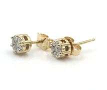 14kt Yellow gold 0.25ctw diamond cluster flower stud earrings