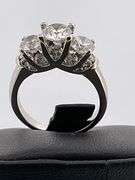 CERTIFIED BRAND NEW 14K WHITE GOLD DIAMOND RING
