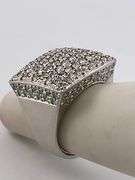 CERTIFIED 18K WHITE GOLD DIAMOND RING