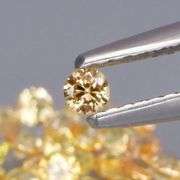 Fantastic 3.23ct diamond cut golden Sapphire set