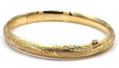 In Demand 14K YG 8" Etched Bangle