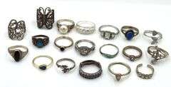 Group lot of 19 Vintage 925 sterling silver rings