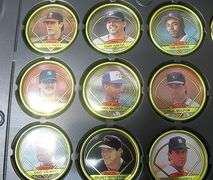 60 VINTAGE TOPPS BASBALL COINS