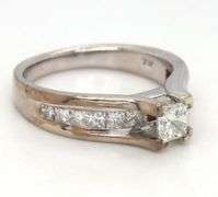 14kt White gold 0.90ctw princess cut channel set diamond engagement ring
