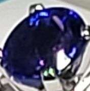Magnificent 3.4 ctw oval shape Tanzanite