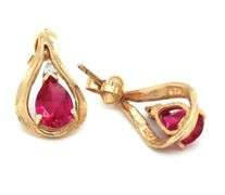 10kt Yellow gold synthetic ruby earrings