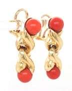 Vintage 18kt yellow gold double coral drop earrings