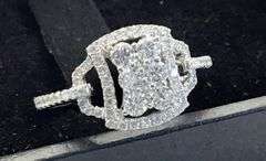 14K White Gold Round Brilliant Cut Diamond Ring