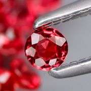 Brilliant red!!! 2.90ct diamond cut Songean Sapphire set