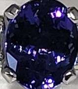 Magnificent 3.4 ctw oval shape Tanzanite