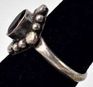 Vintage Red Garnet Ring in Sterling Silver