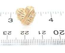 14kt Yellow gold Wrapped heart stud earrings