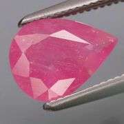 Heated only! Pink! 1.52ct Ruby center stone