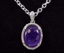 Delightful 7.42CTS Chalcedony & Colorless Sapphire Gemstone Pendant in Sterling Silver Necklace