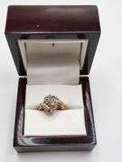 Absolutely gorgeous 14k yellow gold and diamond cluster ring