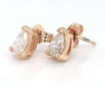14kt Yellow gold 1ctw pear shaped diamond stud earrings