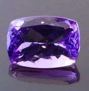Heavy color shifting! 2.40ct blue violet Tanzanite!
