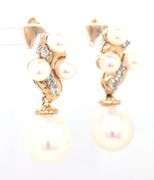 14kt Yellow gold pearl and diamond dangle earrings