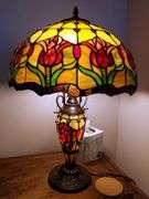 Tiffany Lamp Red Stained Glass Tulip Flower Table Lamp