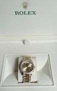 NEW! All original, Rolex Day-Date President 36mm – 18K Yellow Gold with Champagne Dial & Baguette Diamond Markers