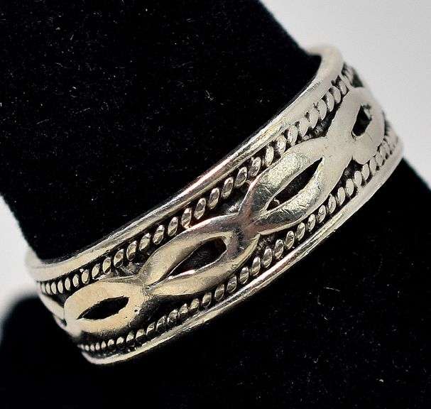 Sterling Silver Band Ring
