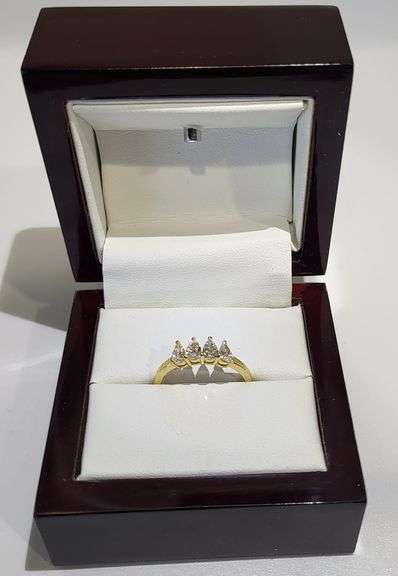 1.55ctw F, VVS1 lab grown diamond with 14k gold ring