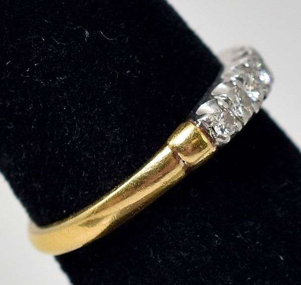 Stunning 18K Yellow and White Gold Diamond Ring Band