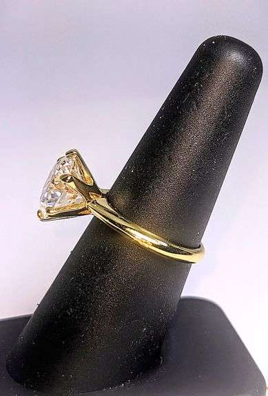 Ladies Sparkling Large 5 Ct Bright White Simulated Lab Diamond Solitaire Ring